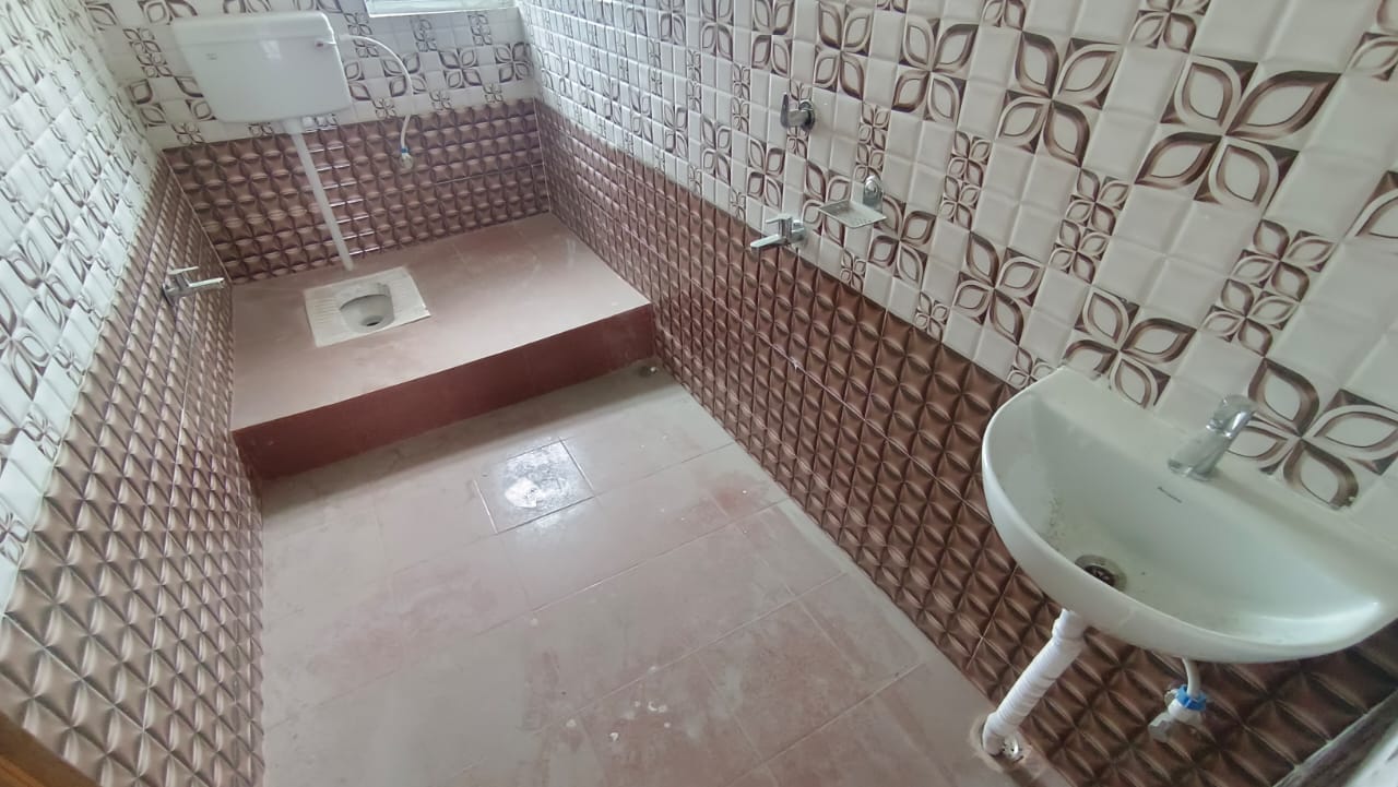 Unfurnished 3bhk in Sijubari, Hatigaon, Guwahati, Assam, India for Rent